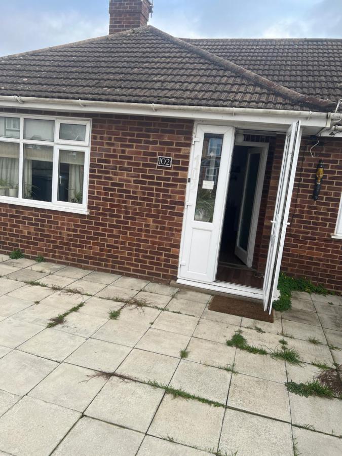 Seaside Resort Felixstowe Exterior photo